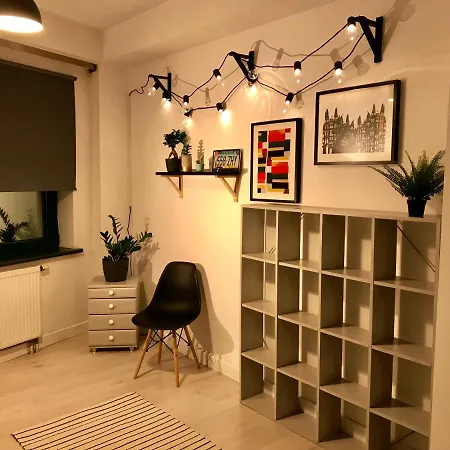 Charming Art&plant Modern Studio Oldtown - 2min!